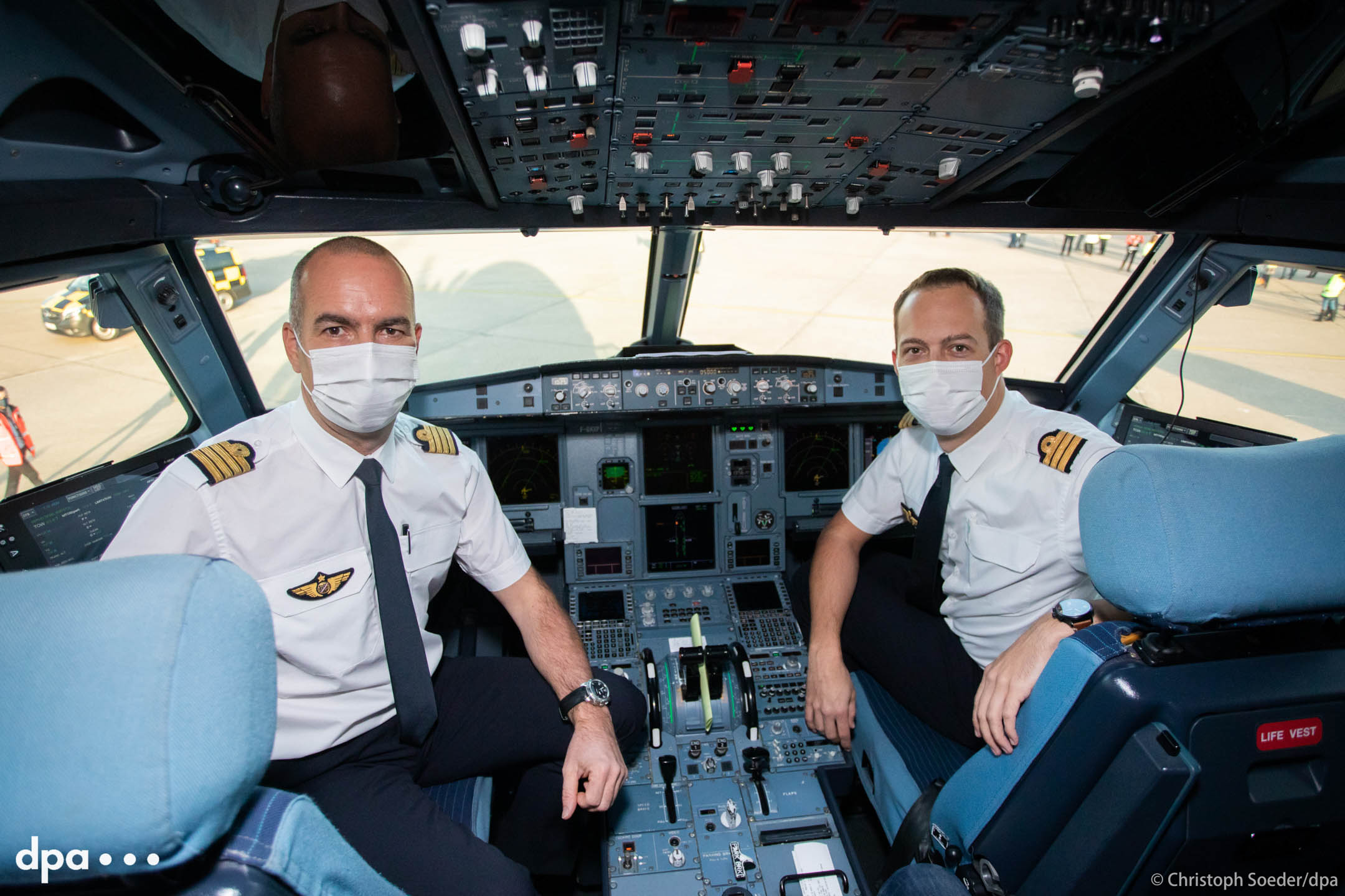 Captain Christophe Ruch  and first officer Jean-Louis Leidner