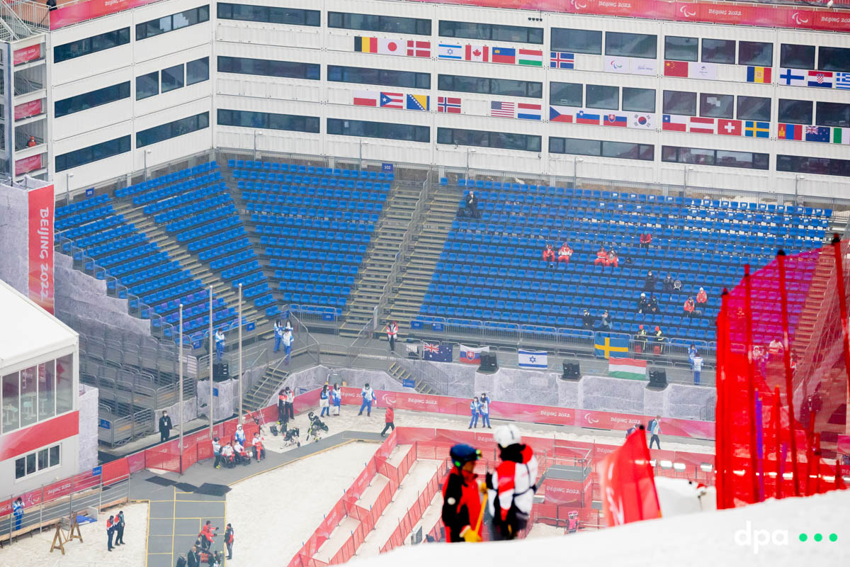 Audience during the first run of the women’s giant slalom.