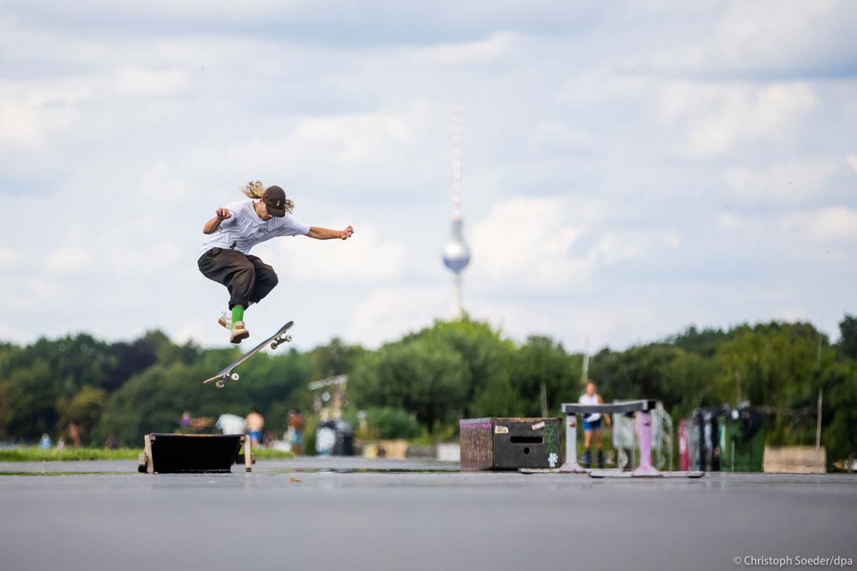 Leon skates on Berlin’s Tempelhofer Feld.