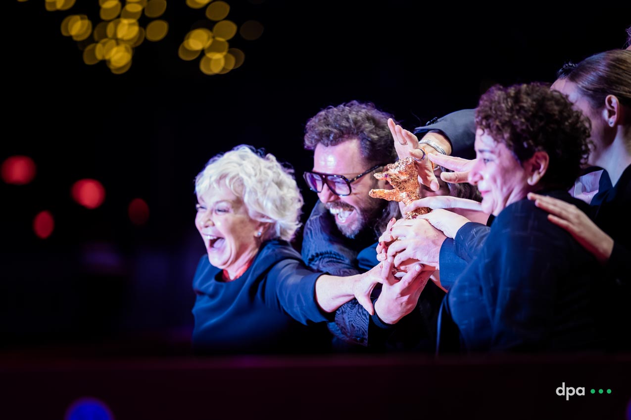 The team of the film Yellow Letters | Celebrating their award, the Golden Bear for Best Film